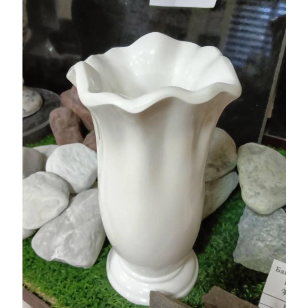 Ваза волны белая Н-25см.